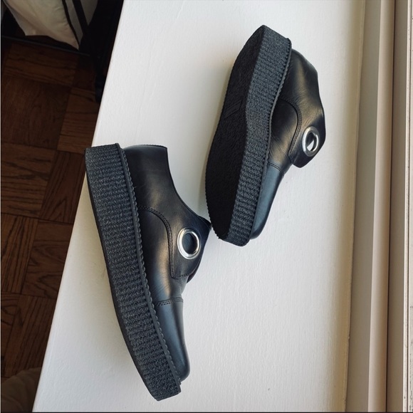 MARC JACOBS • Leather Platform Flats - Picture 8 of 13